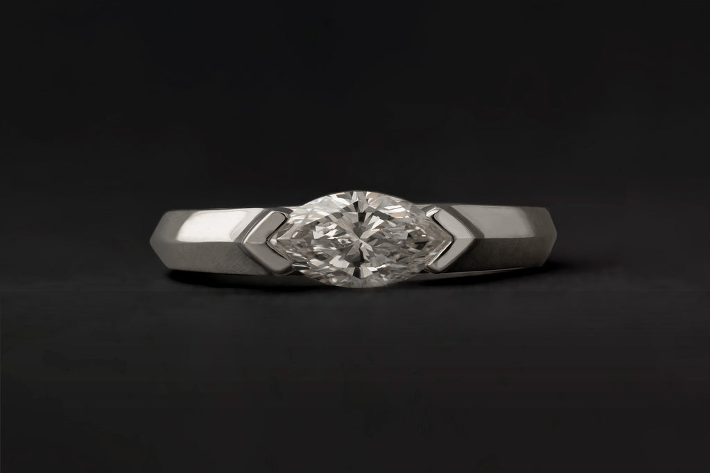 MARQUISE DIAMOND SOLITAIRE | 19K WHITE GOLD