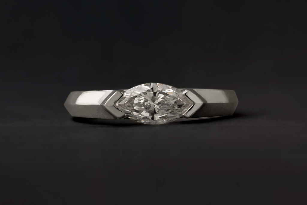 MARQUISE DIAMOND SOLITAIRE | 19K WHITE GOLD