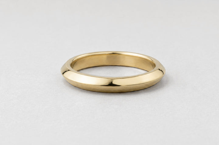 KNIFE-EDGE BAND | YELLOW GOLD