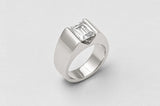 EMERALD CUT DIAMOND RING | 19K WHITE GOLD