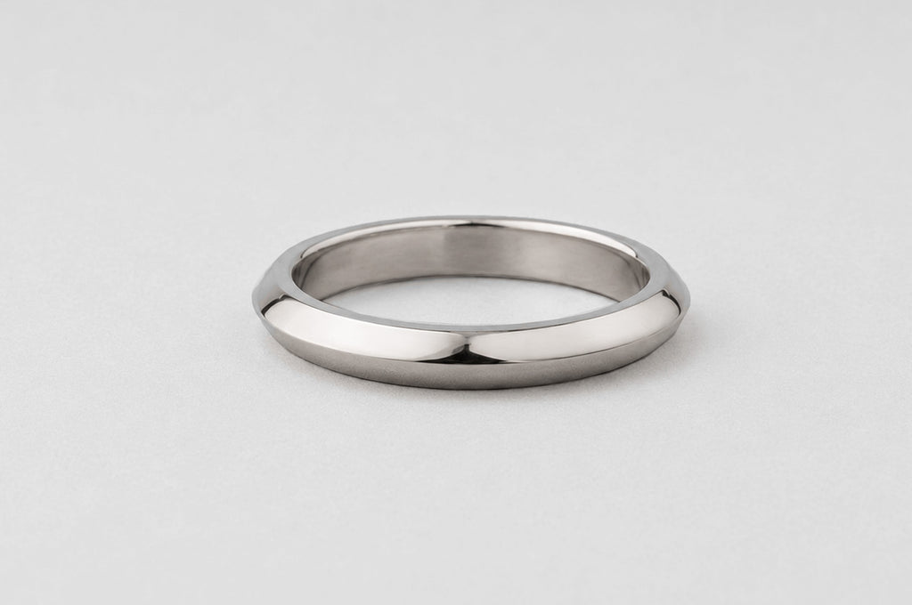 KNIFE EDGE BAND | 19K WHITE GOLD