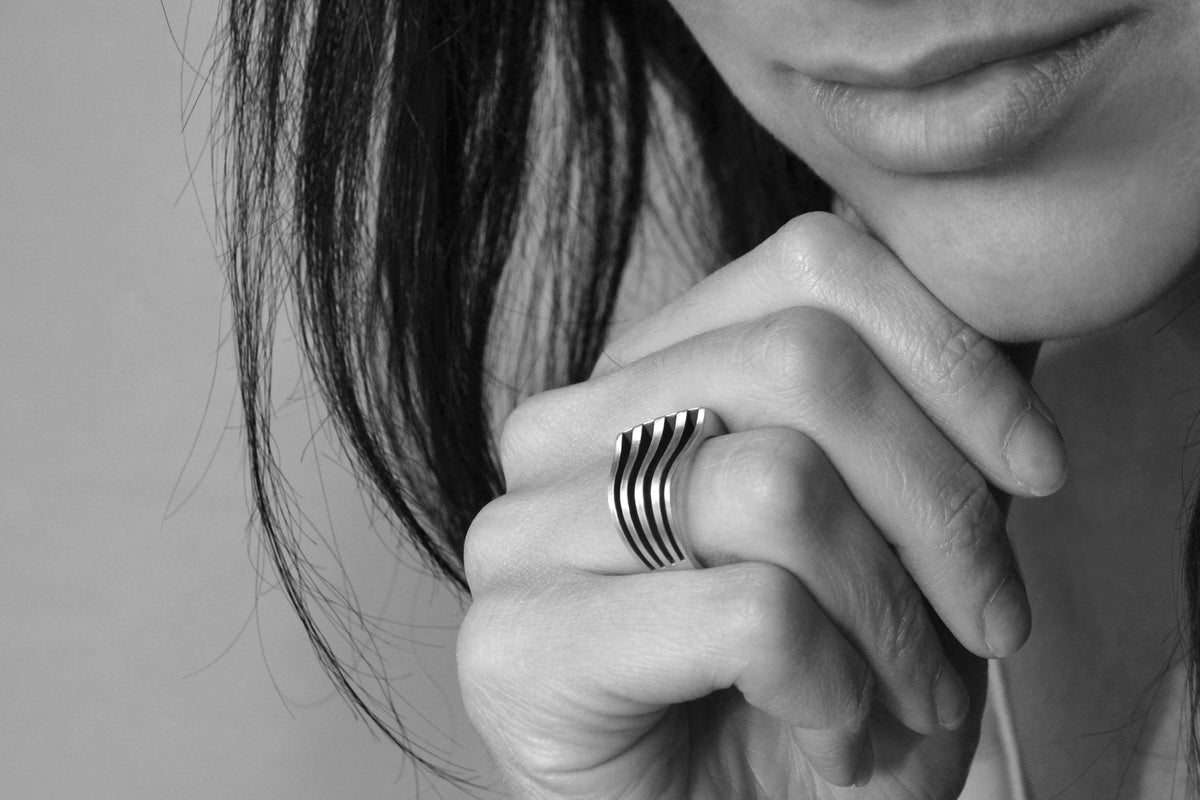 WAVE RING | STERLING SILVER